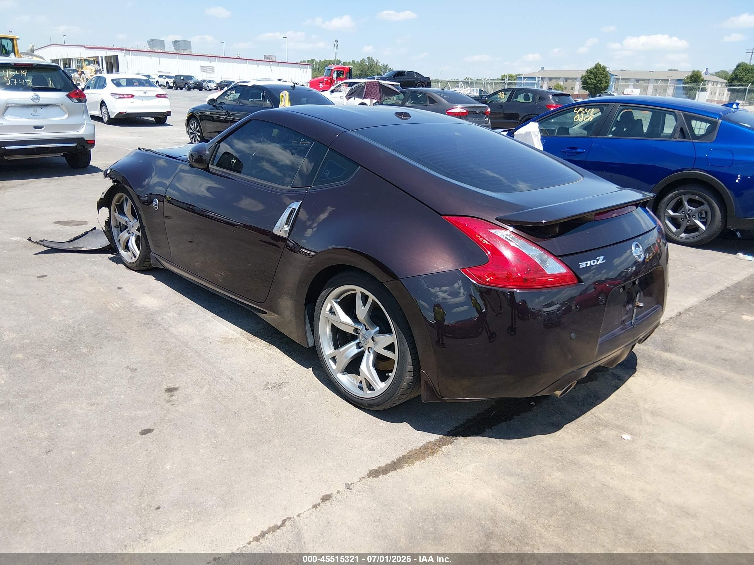 2010 Nissan 370z Touring Burgundy vin: JN1AZ4EH4AM504161