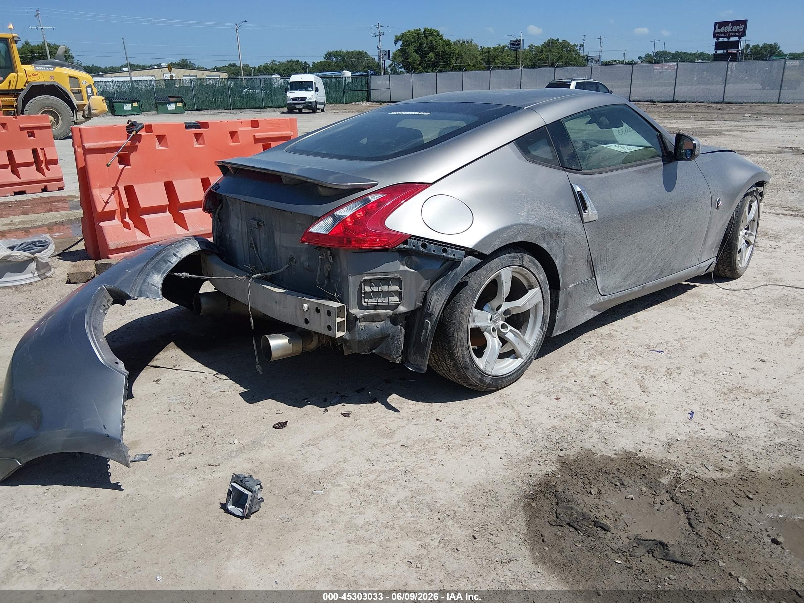 2010 Nissan 370z   Gray vin: JN1AZ4EH4AM506721