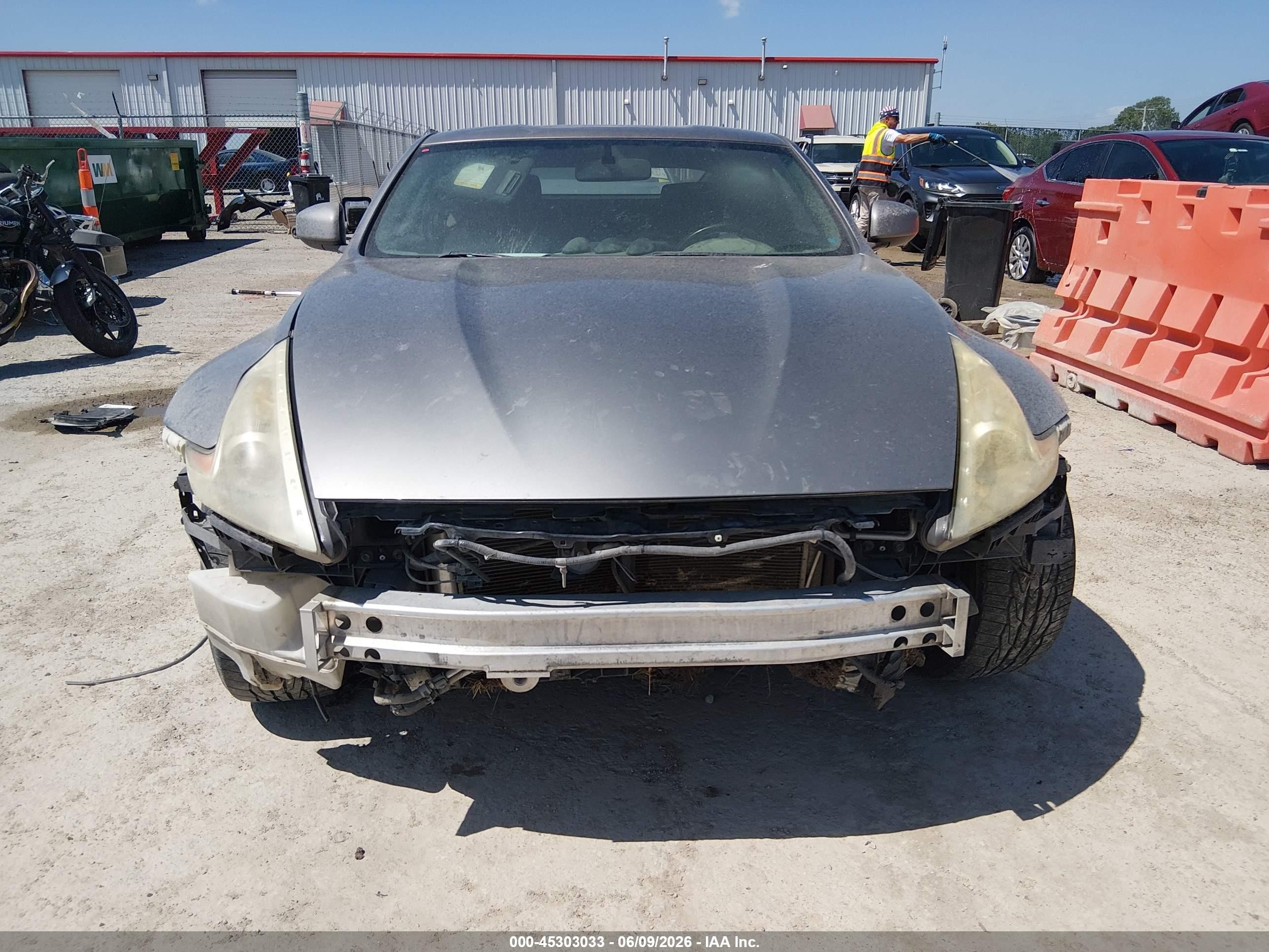 2010 Nissan 370z   Gray vin: JN1AZ4EH4AM506721