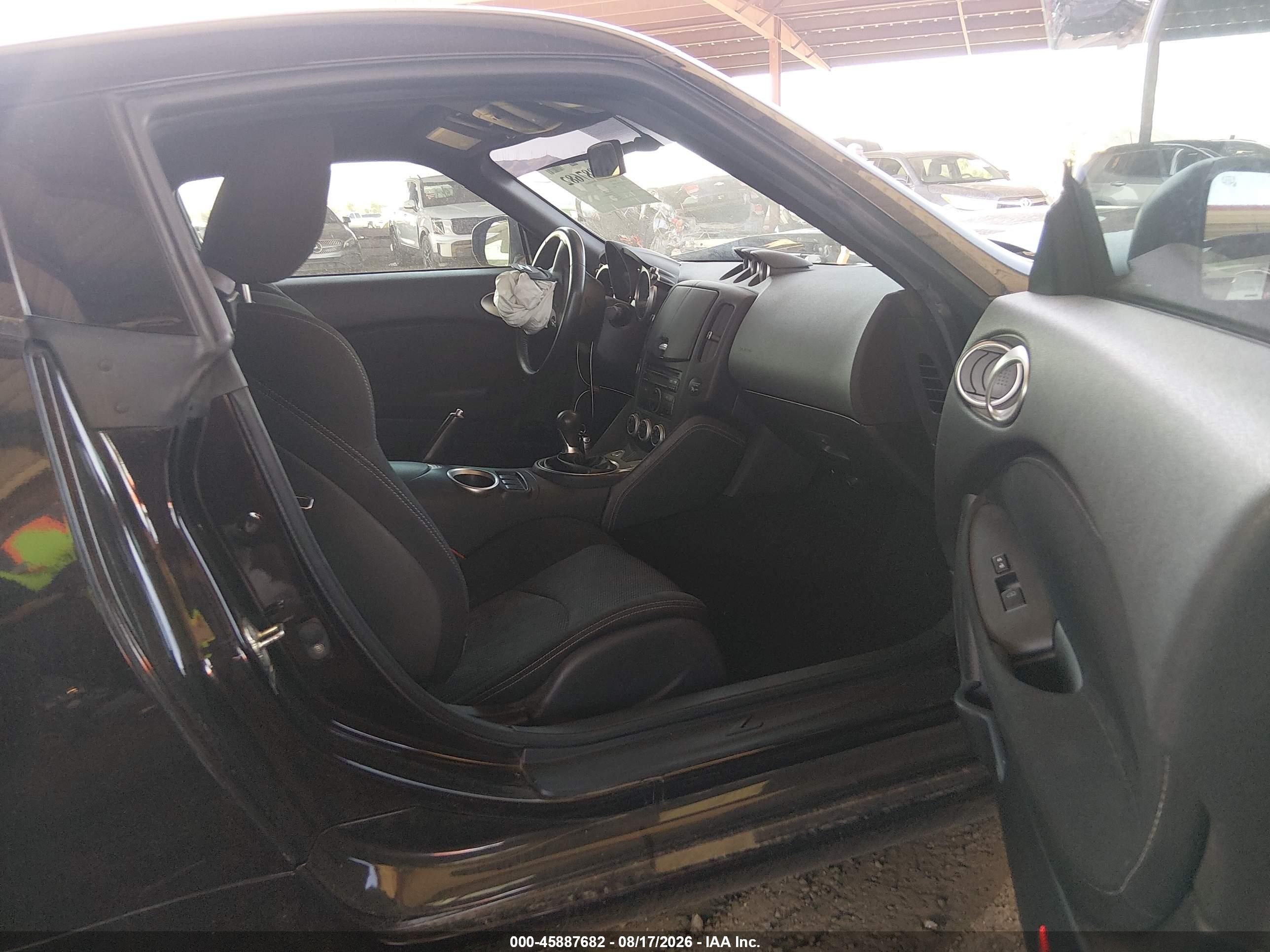 2013 Nissan 370z   Maroon vin: JN1AZ4EH4DM380686