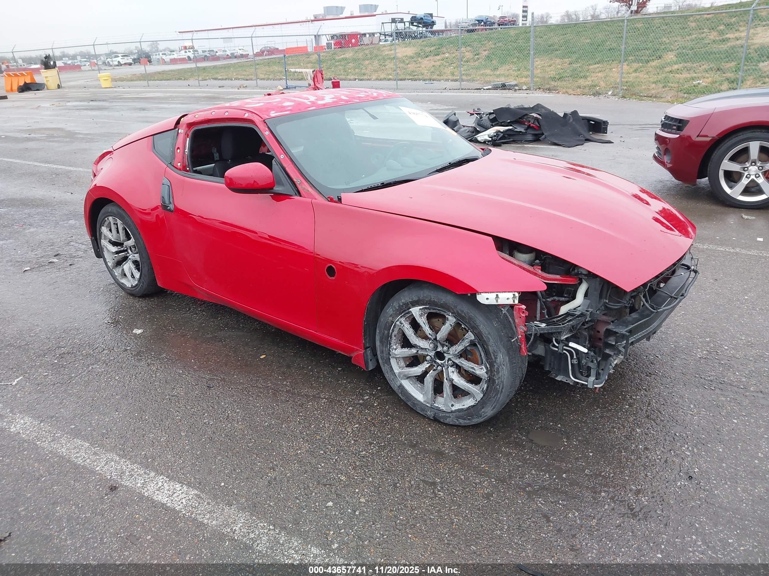 2015 Nissan 370z   Red vin: JN1AZ4EH4FM443353