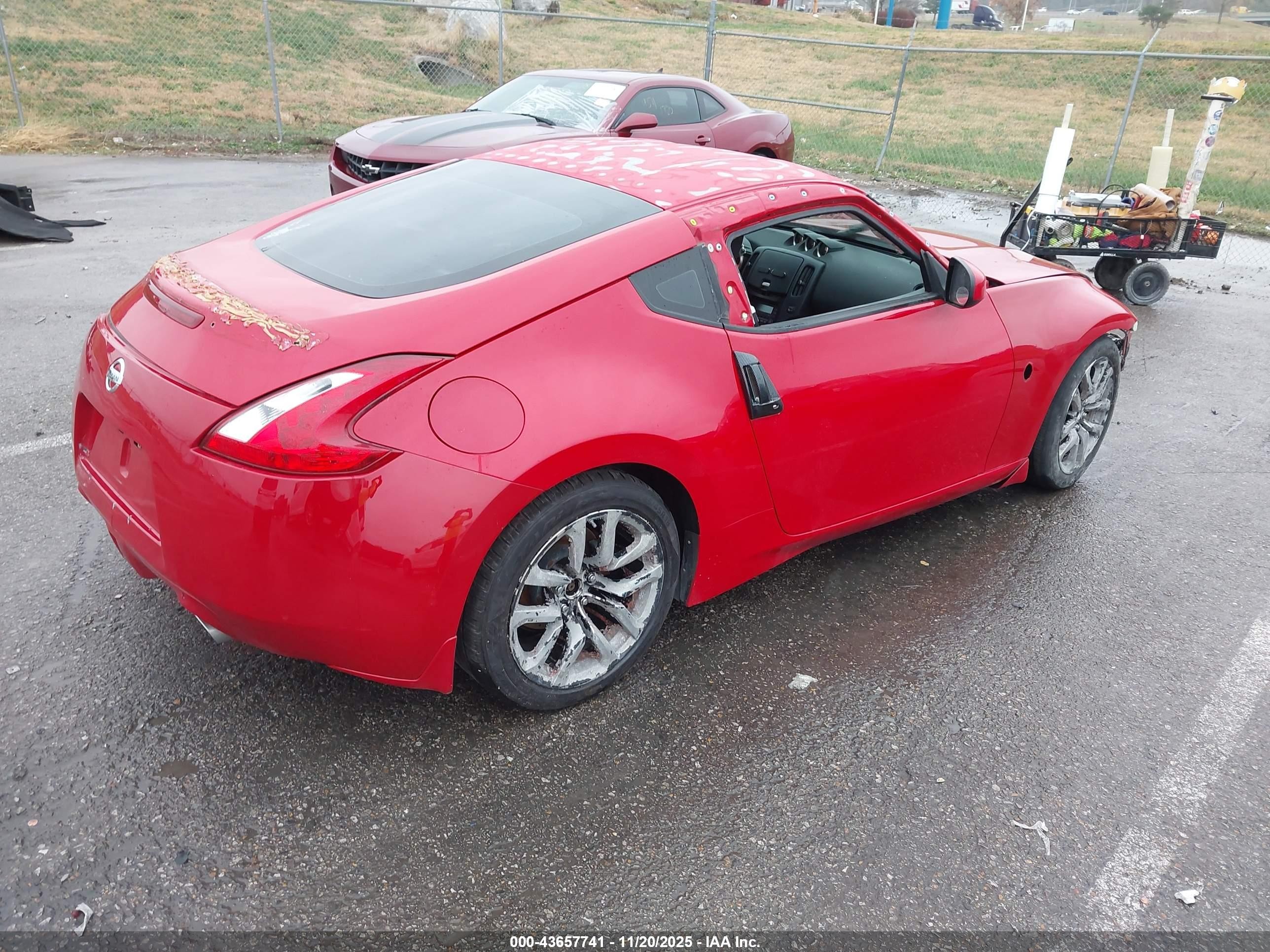 2015 Nissan 370z   Red vin: JN1AZ4EH4FM443353