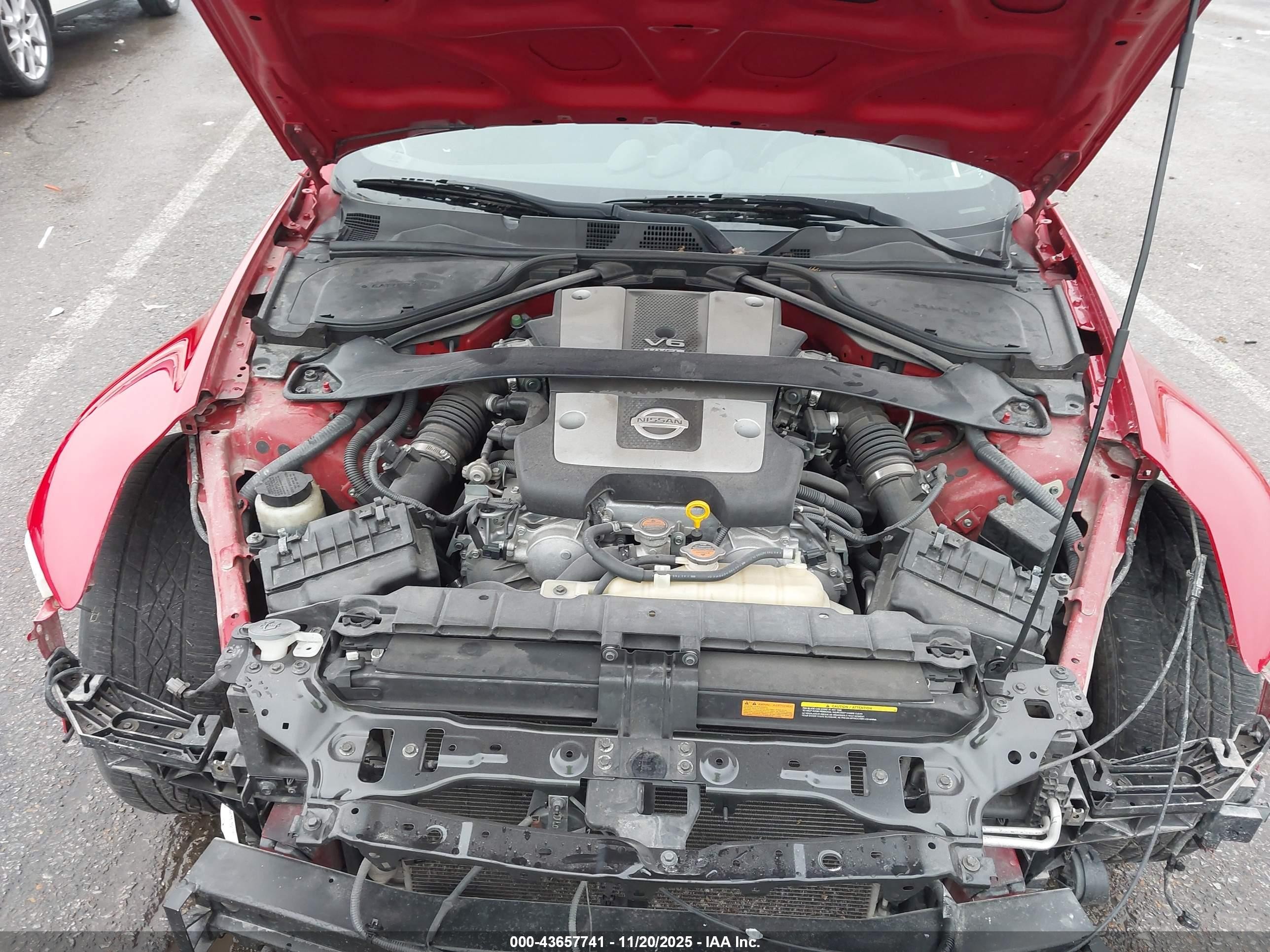 2015 Nissan 370z   Red vin: JN1AZ4EH4FM443353