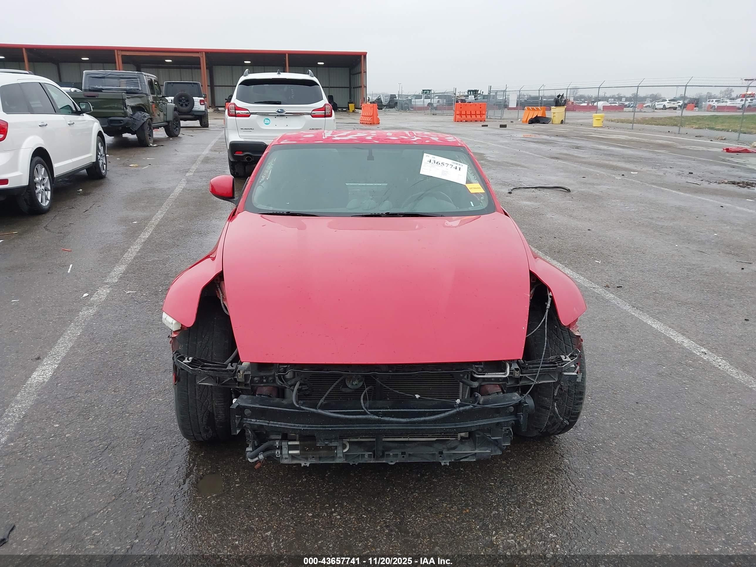 2015 Nissan 370z   Red vin: JN1AZ4EH4FM443353