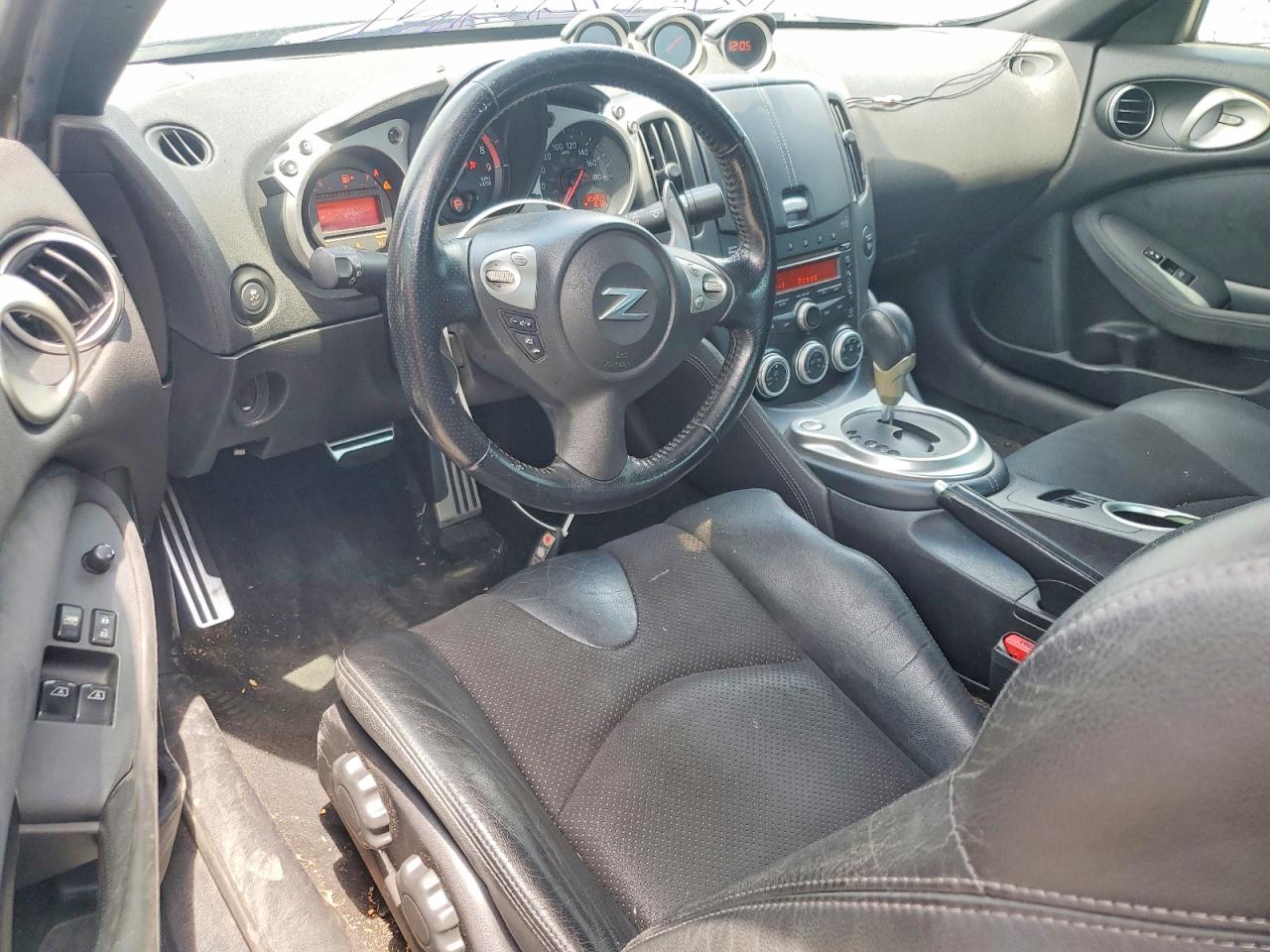 2013 Nissan 370z Base Two Tone vin: JN1AZ4EH5DM880372