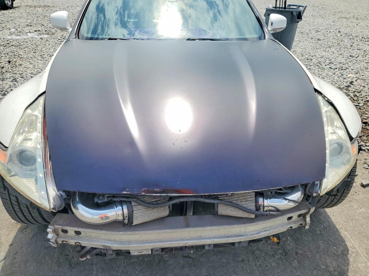 2013 Nissan 370z Base Two Tone vin: JN1AZ4EH5DM880372