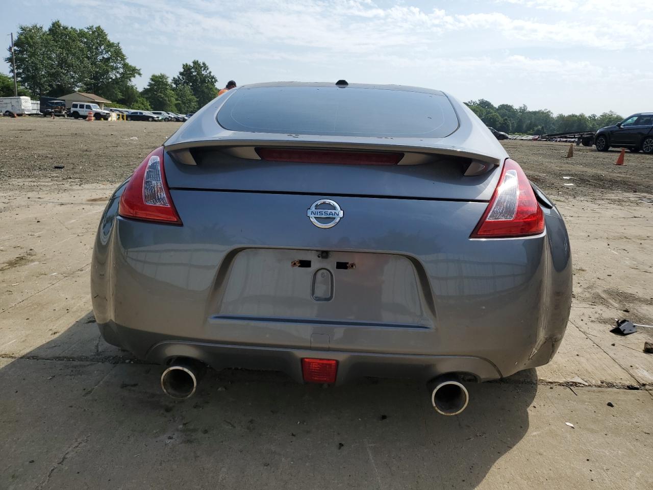 2011 Nissan 370z Base Серебряный vin: JN1AZ4EH6BM551645