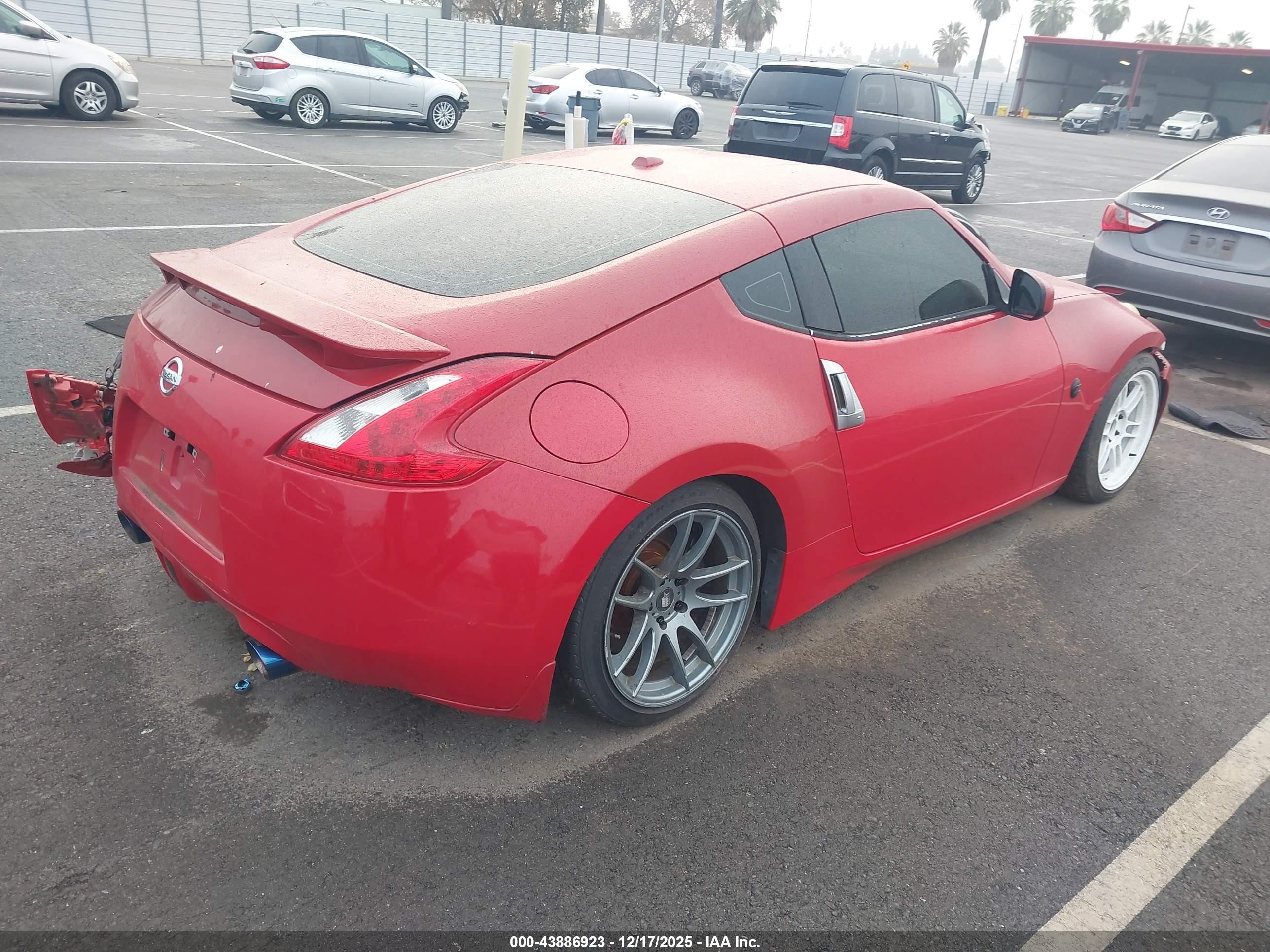 2011 Nissan 370z Touring Красный vin: JN1AZ4EH6BM554898