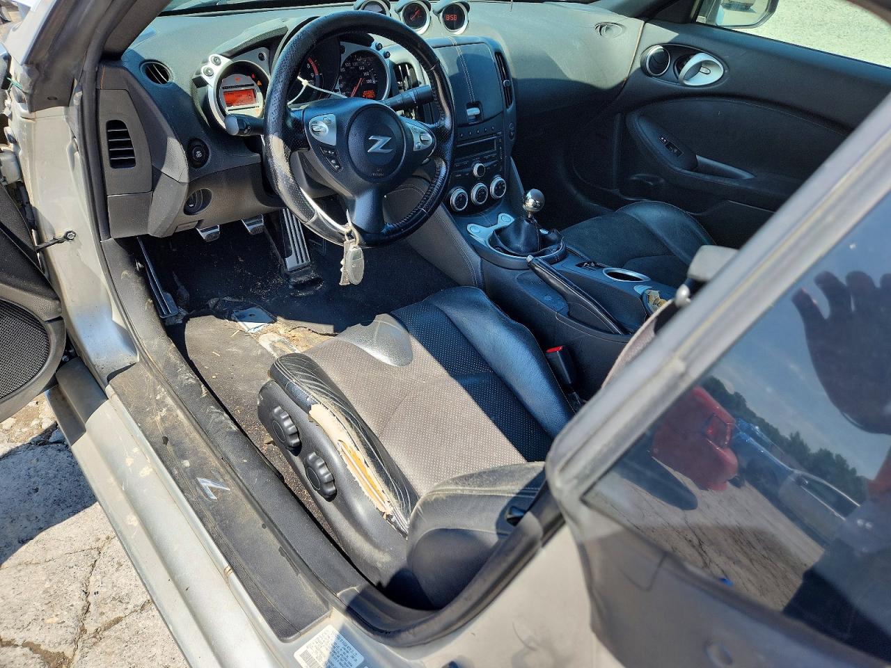2010 Nissan 370z Base Silver vin: JN1AZ4EH7AM506356