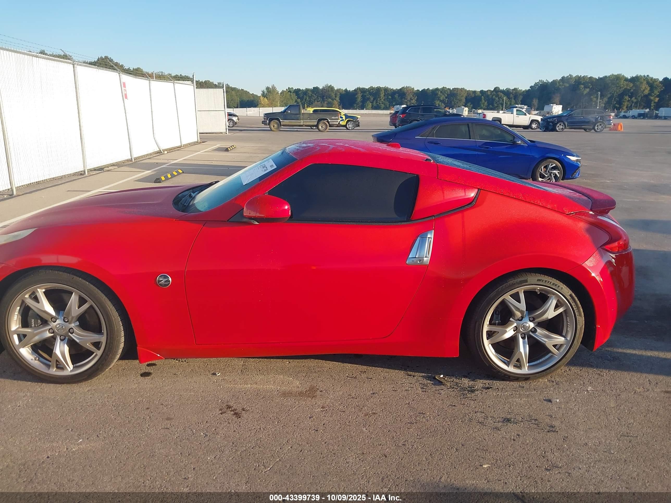2012 Nissan 370z Touring Красный vin: JN1AZ4EH7CM560131