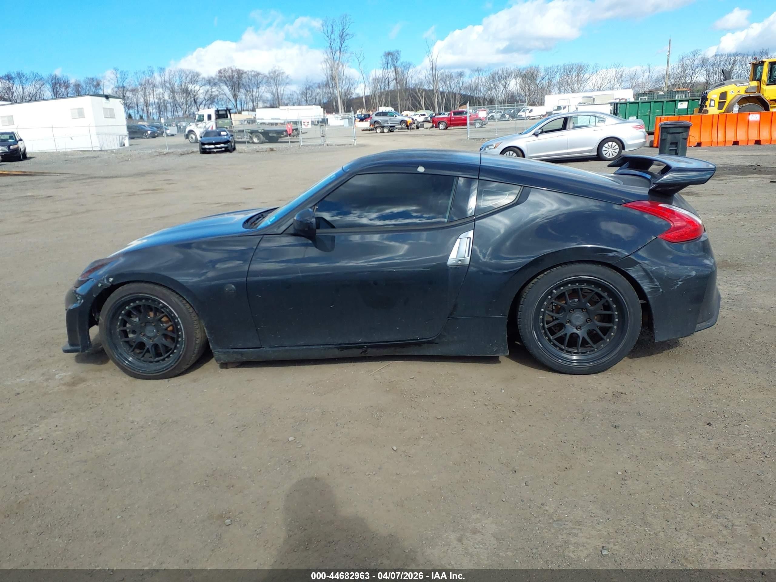 2013 Nissan 370z   Black vin: JN1AZ4EH8DM881967