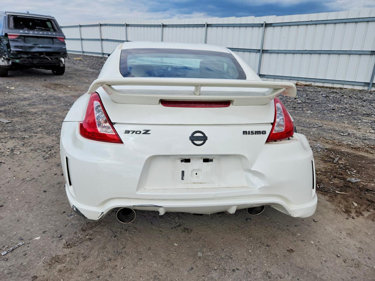 2013 Nissan 370z Base White vin: JN1AZ4EH9DM881928