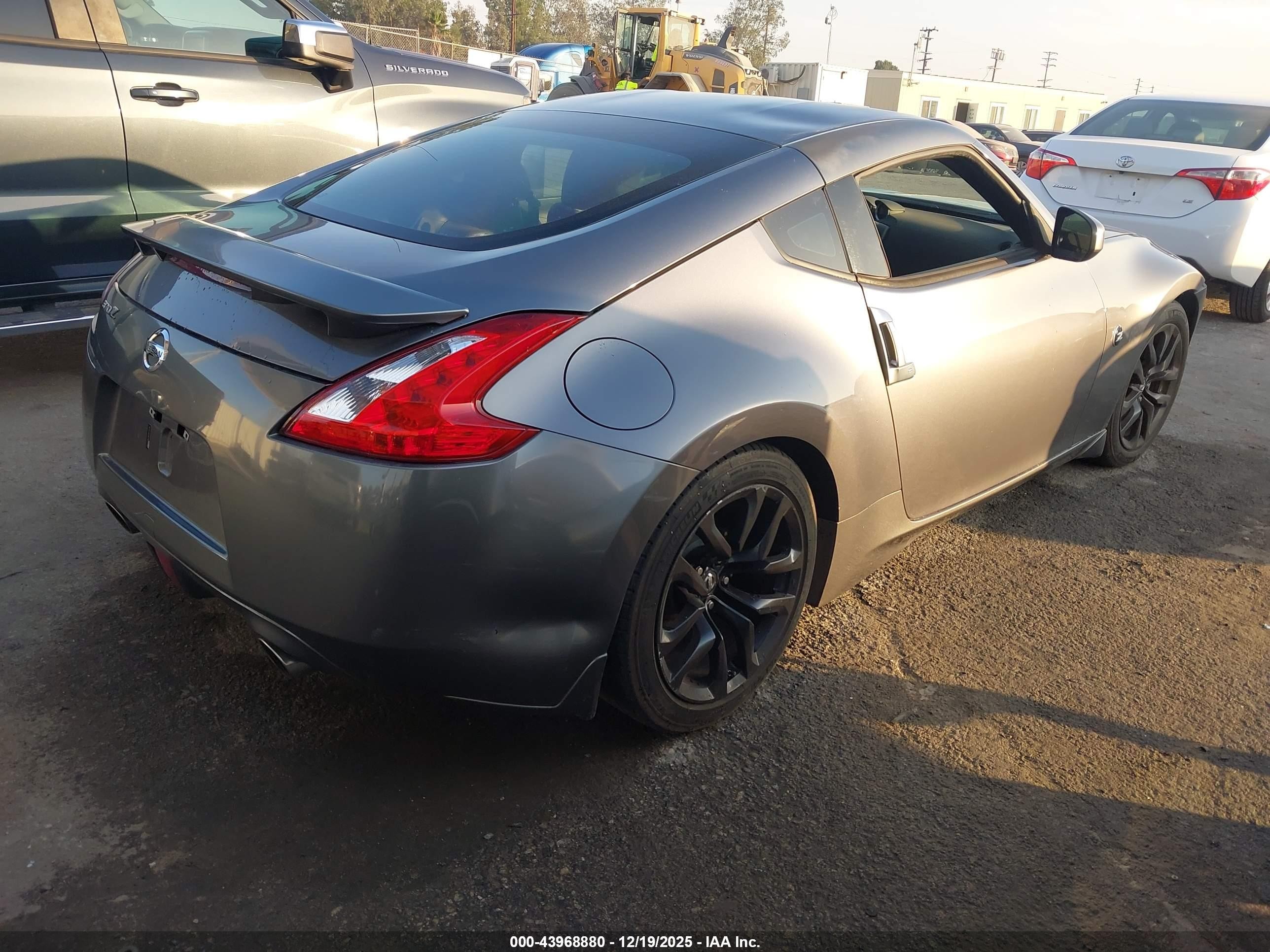 2015 Nissan 370z Серый vin: JN1AZ4EH9FM444580