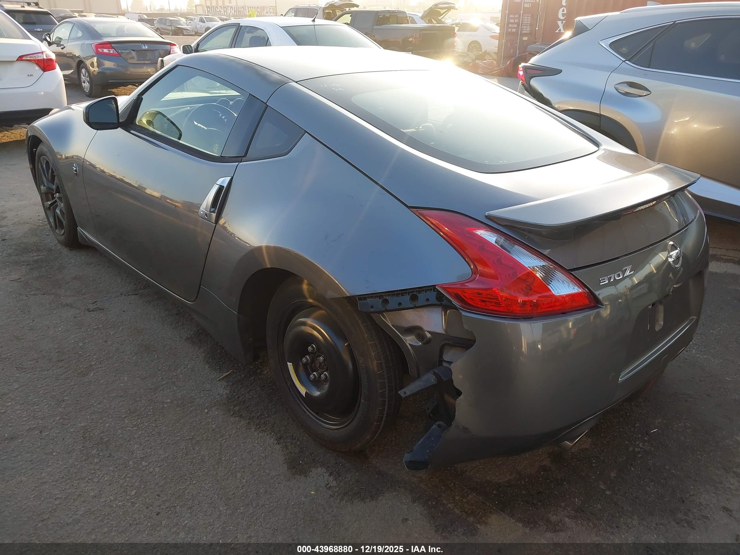 2015 Nissan 370z Серый vin: JN1AZ4EH9FM444580