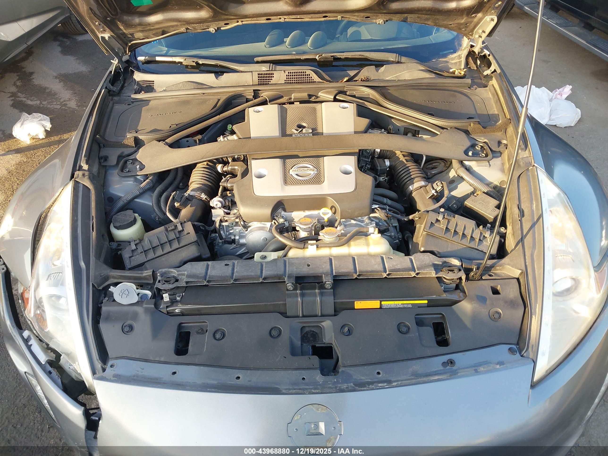 2015 Nissan 370z Серый vin: JN1AZ4EH9FM444580