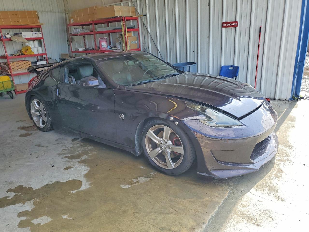 2010 Nissan 370z Base Burgundy vin: JN1AZ4EHXAM503015