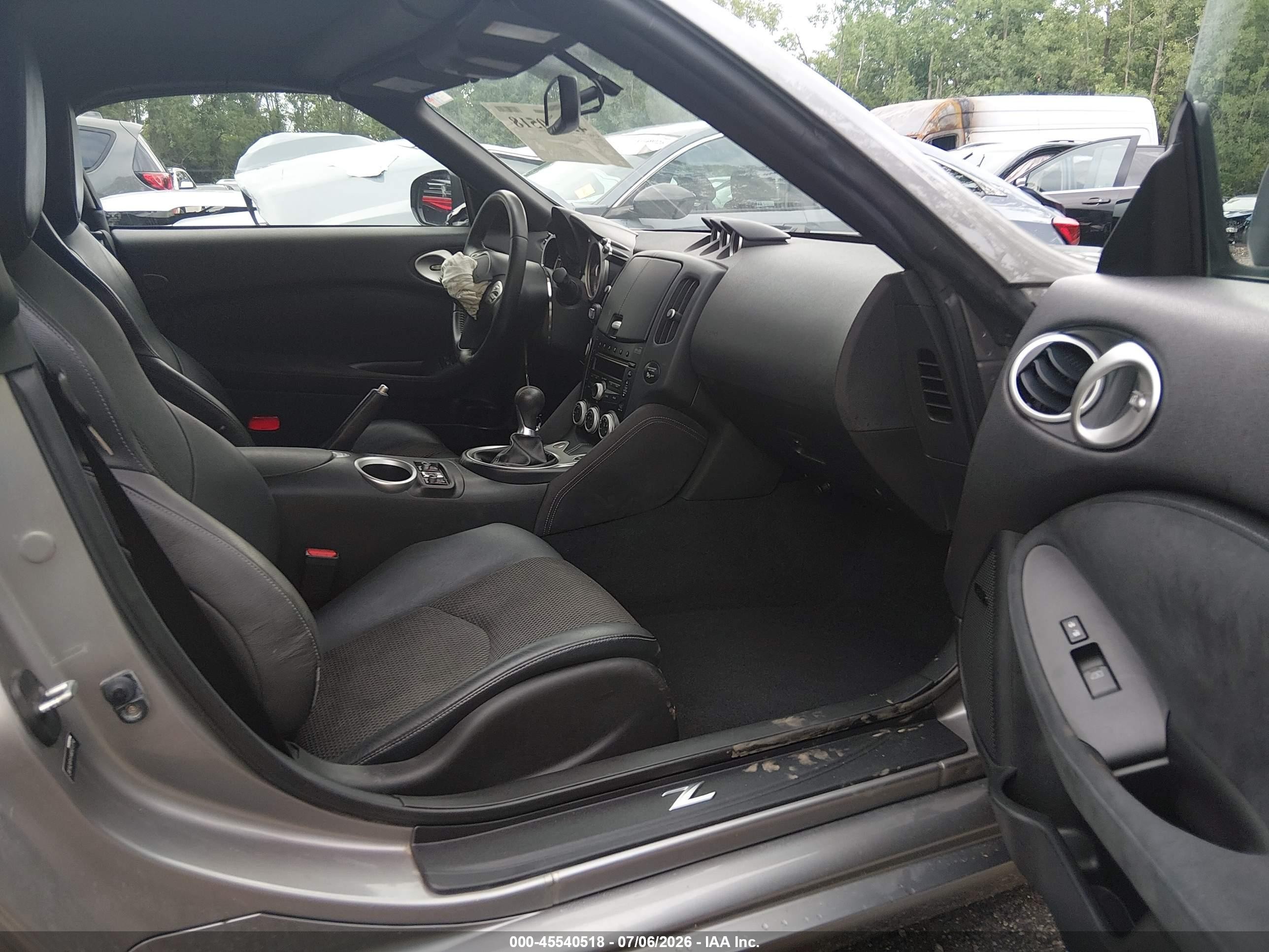 2010 Nissan 370z Touring Silver vin: JN1AZ4FH1AM301274