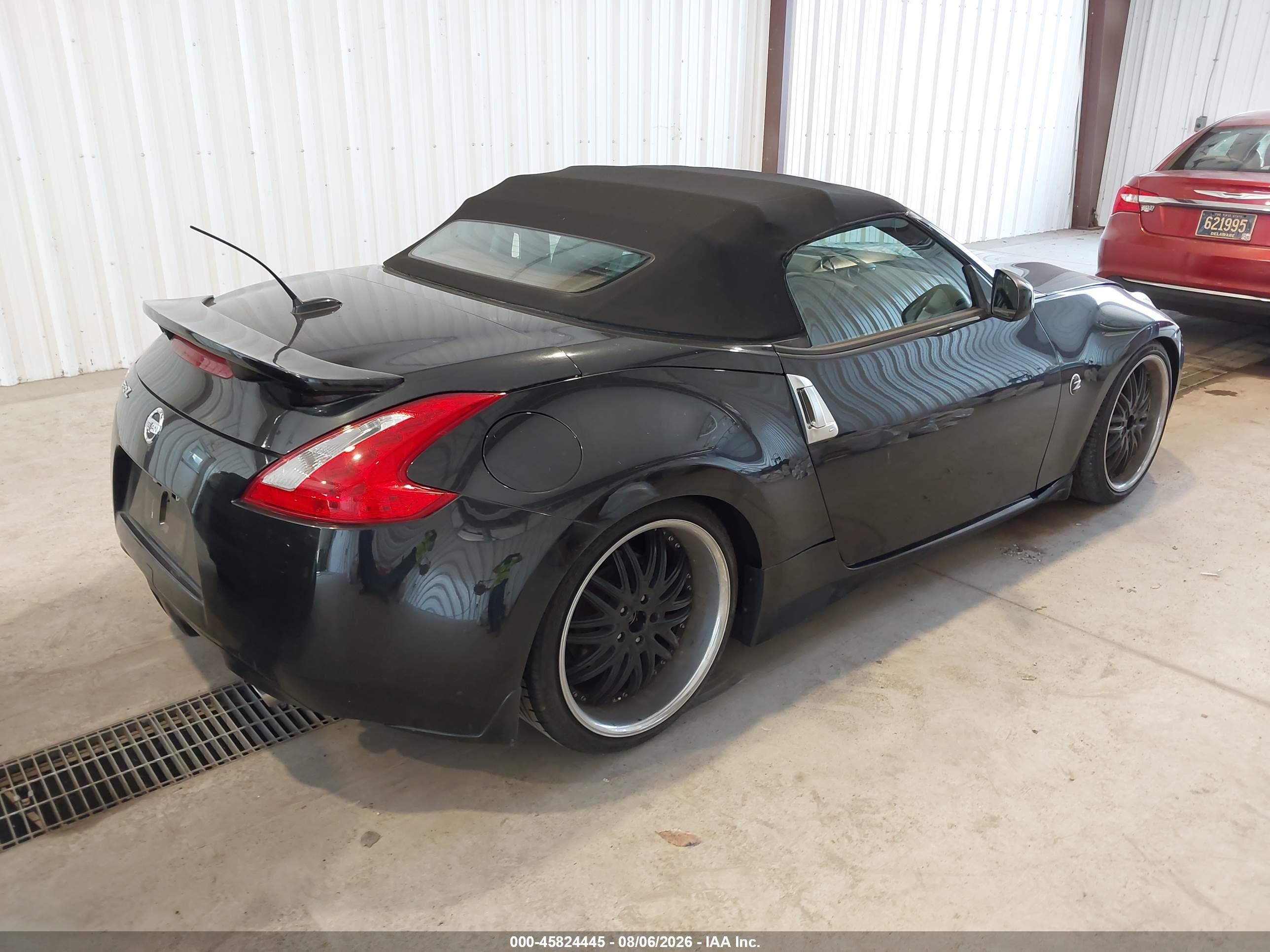 2010 Nissan 370z   Black vin: JN1AZ4FHXAM302388