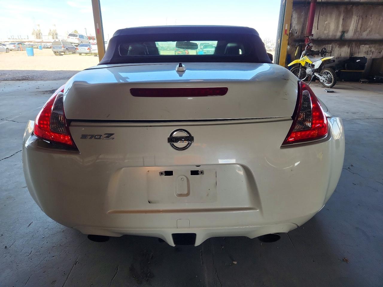 2012 Nissan 370z Roadster White vin: JN1AZ4FHXCM370421