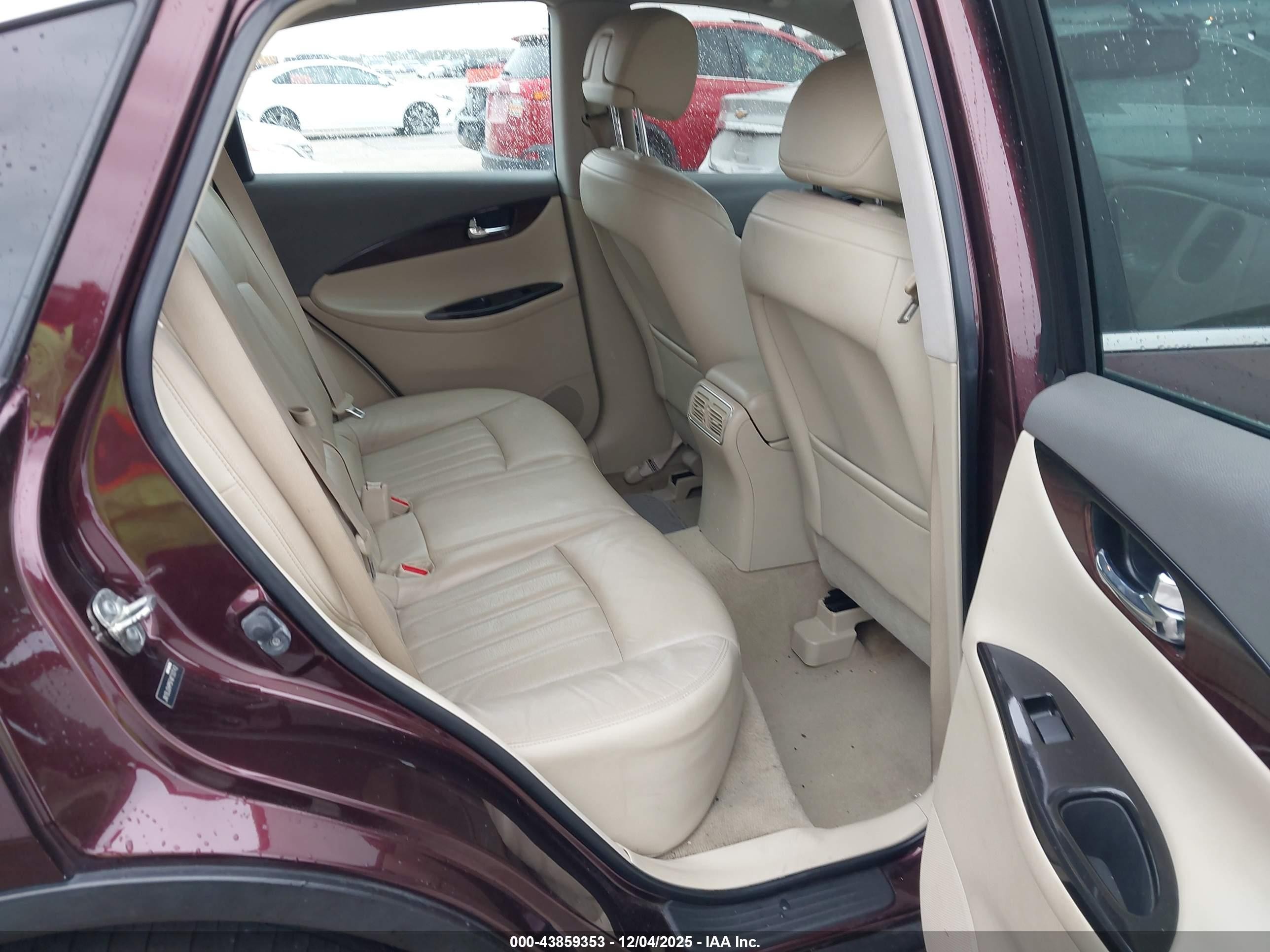 2015 Infiniti Qx50 Journey Burgundy vin: JN1BJ0HP5FM730742