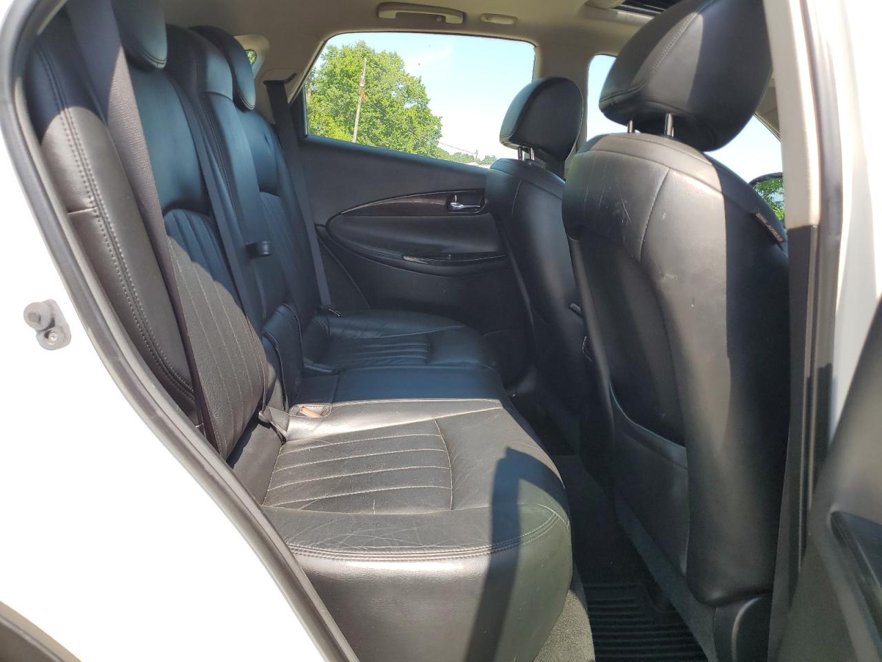 2015 Infiniti Qx50 Белый vin: JN1BJ0HR0FM773497