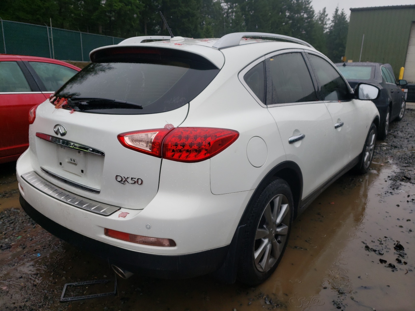 2015 Infiniti Qx50  White vin: JN1BJ0HR2FM772092