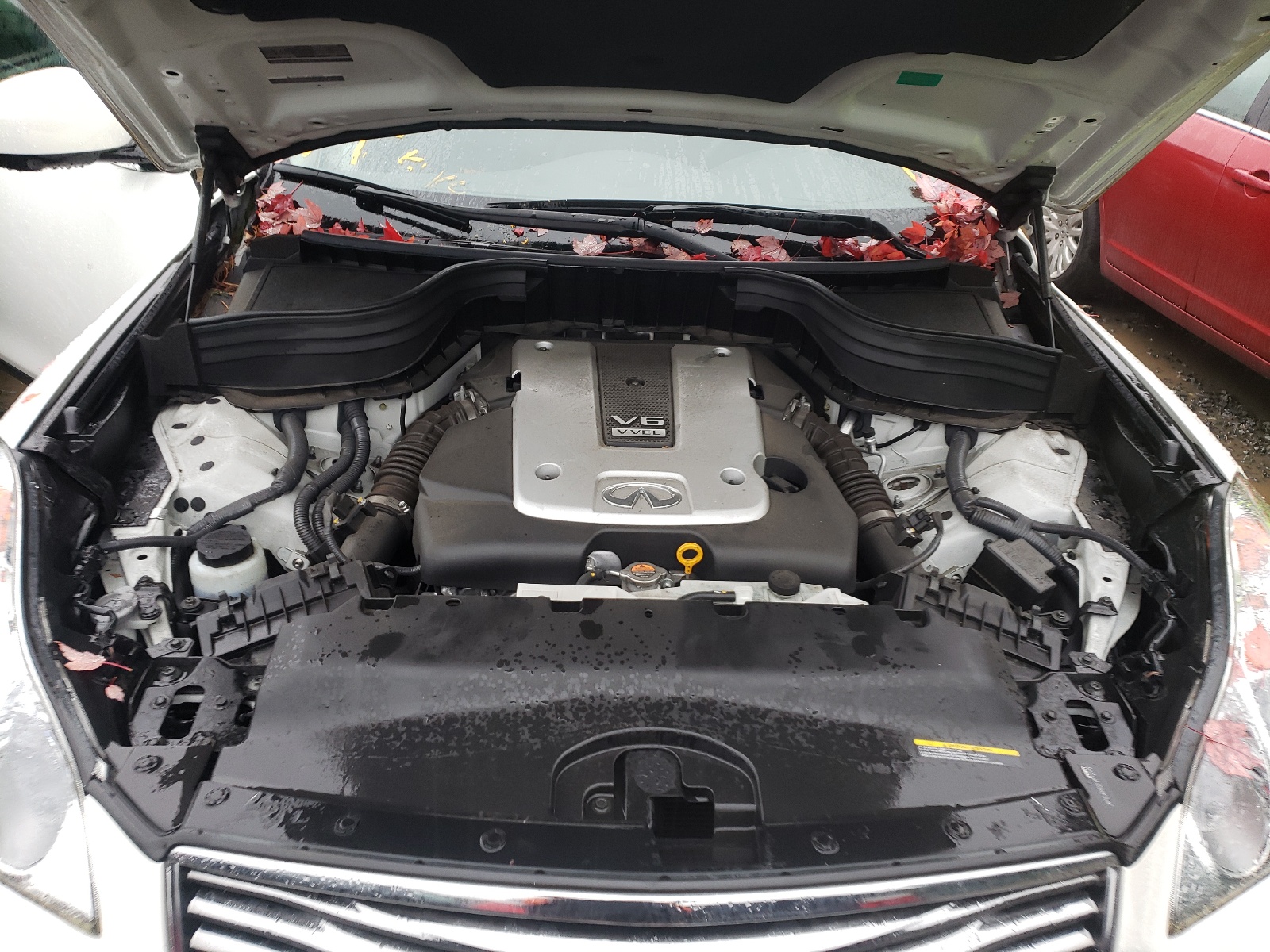 2015 Infiniti Qx50  White vin: JN1BJ0HR2FM772092
