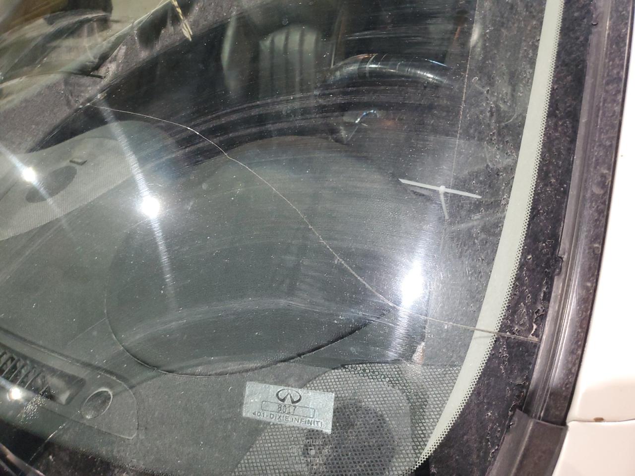 2015 Infiniti Qx50 Base Белый vin: JN1BJ0HR2FM772125 Damage: Windshield, Broken, Replacement Required