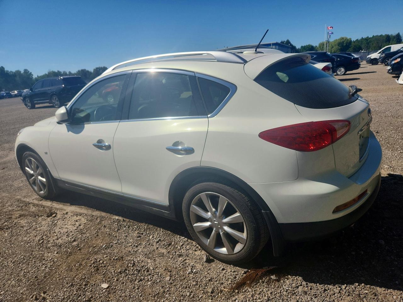 2015 Infiniti Qx50 Base Белый vin: JN1BJ0HR7FM773397