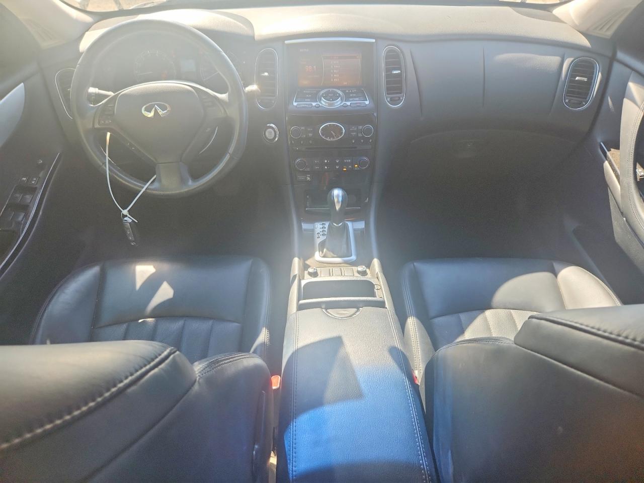 2015 Infiniti Qx50 Base Белый vin: JN1BJ0HR7FM773397