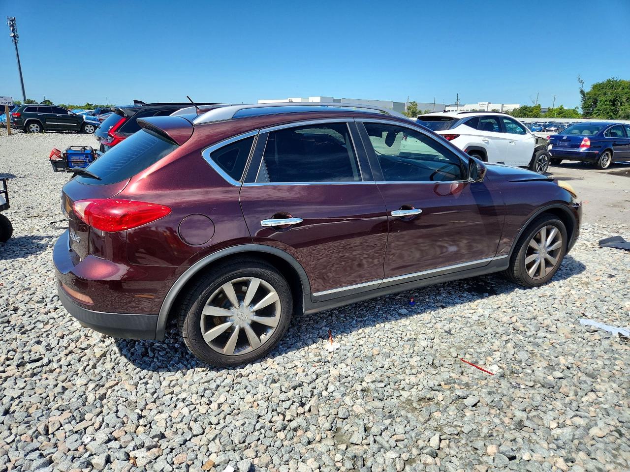 2014 Infiniti Qx50 Коричневый vin: JN1BJ0HR8EM192070