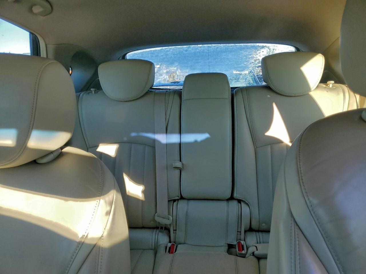 2015 Infiniti Qx50 White vin: JN1BJ0HR8FM773702