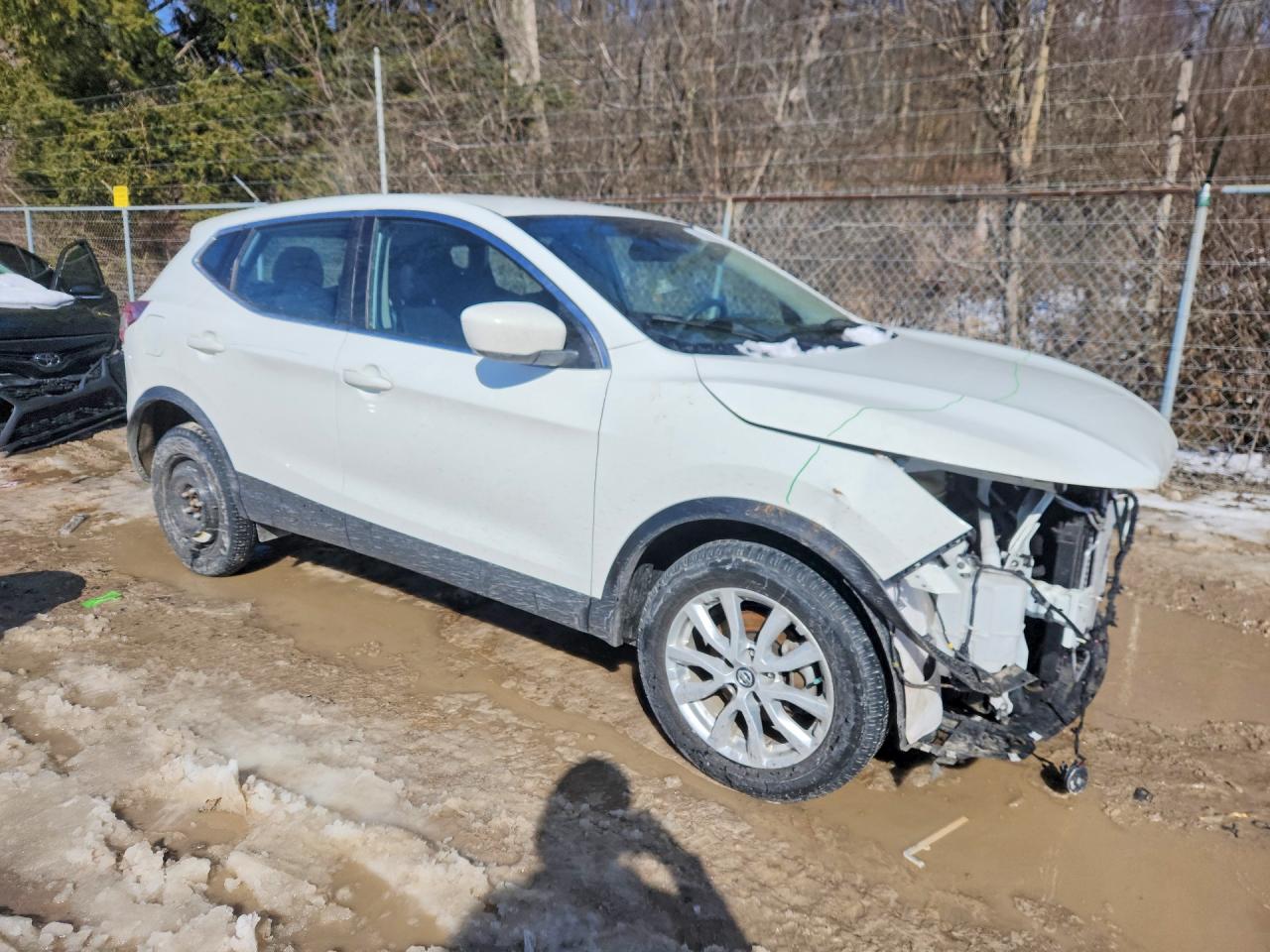 2021 Nissan Rogue Sport S Белый vin: JN1BJ1AW2MW430407