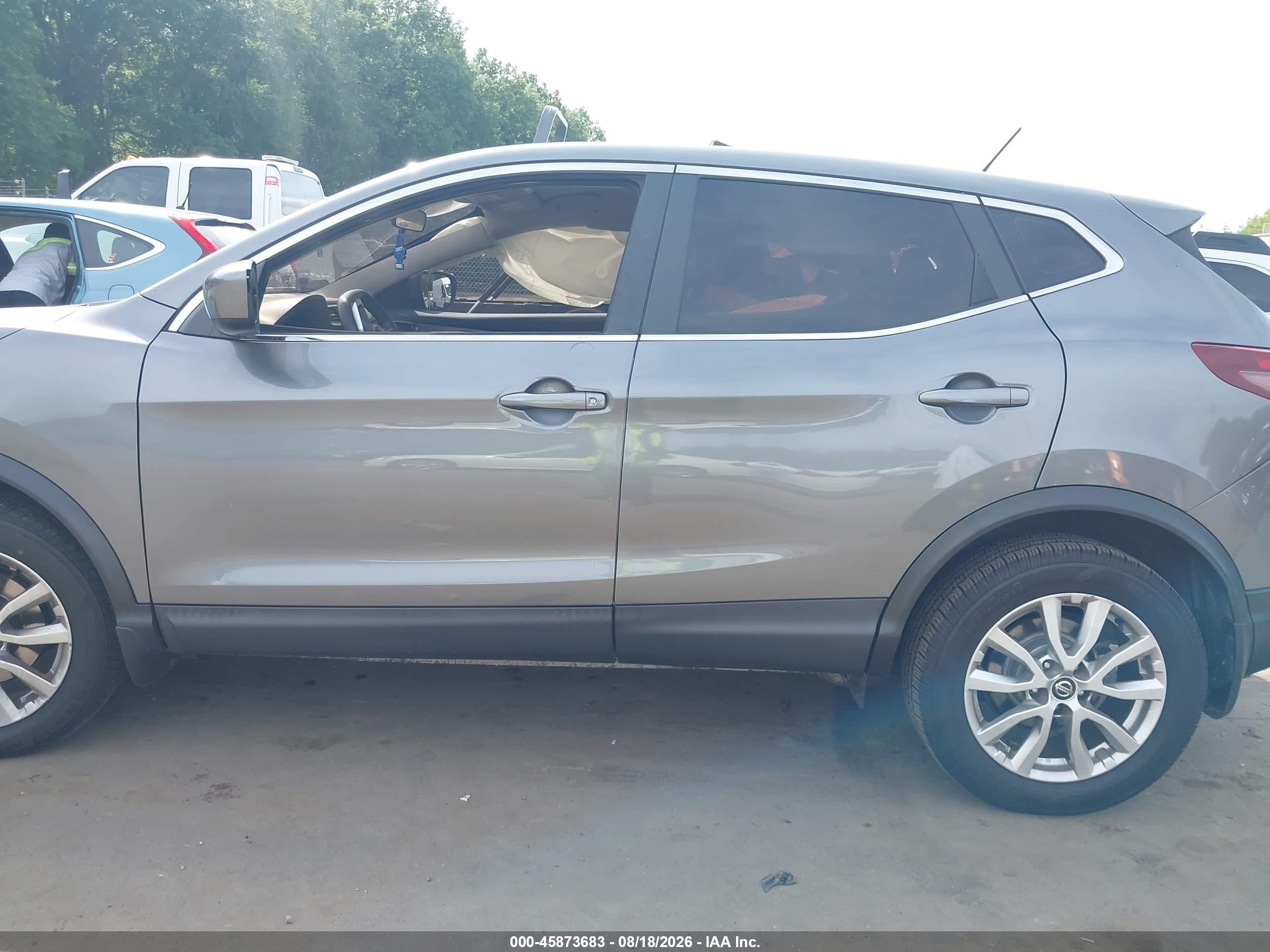 2022 Nissan Rogue Sport S Awd Xtronic Cvt Серый vin: JN1BJ1AW3NW471114