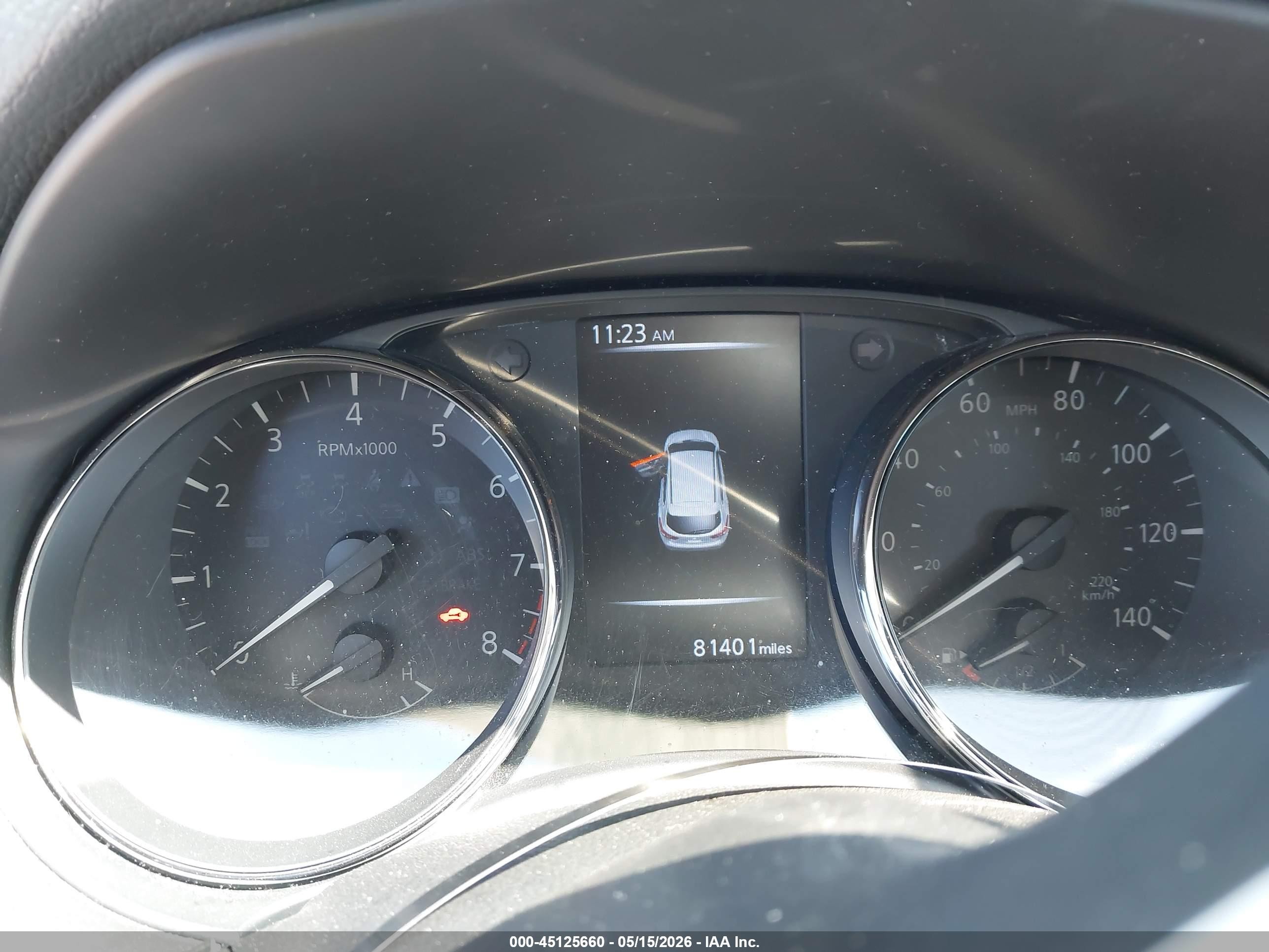 2017 Nissan Rogue Sport Sv Серебряный vin: JN1BJ1CP1HW024646