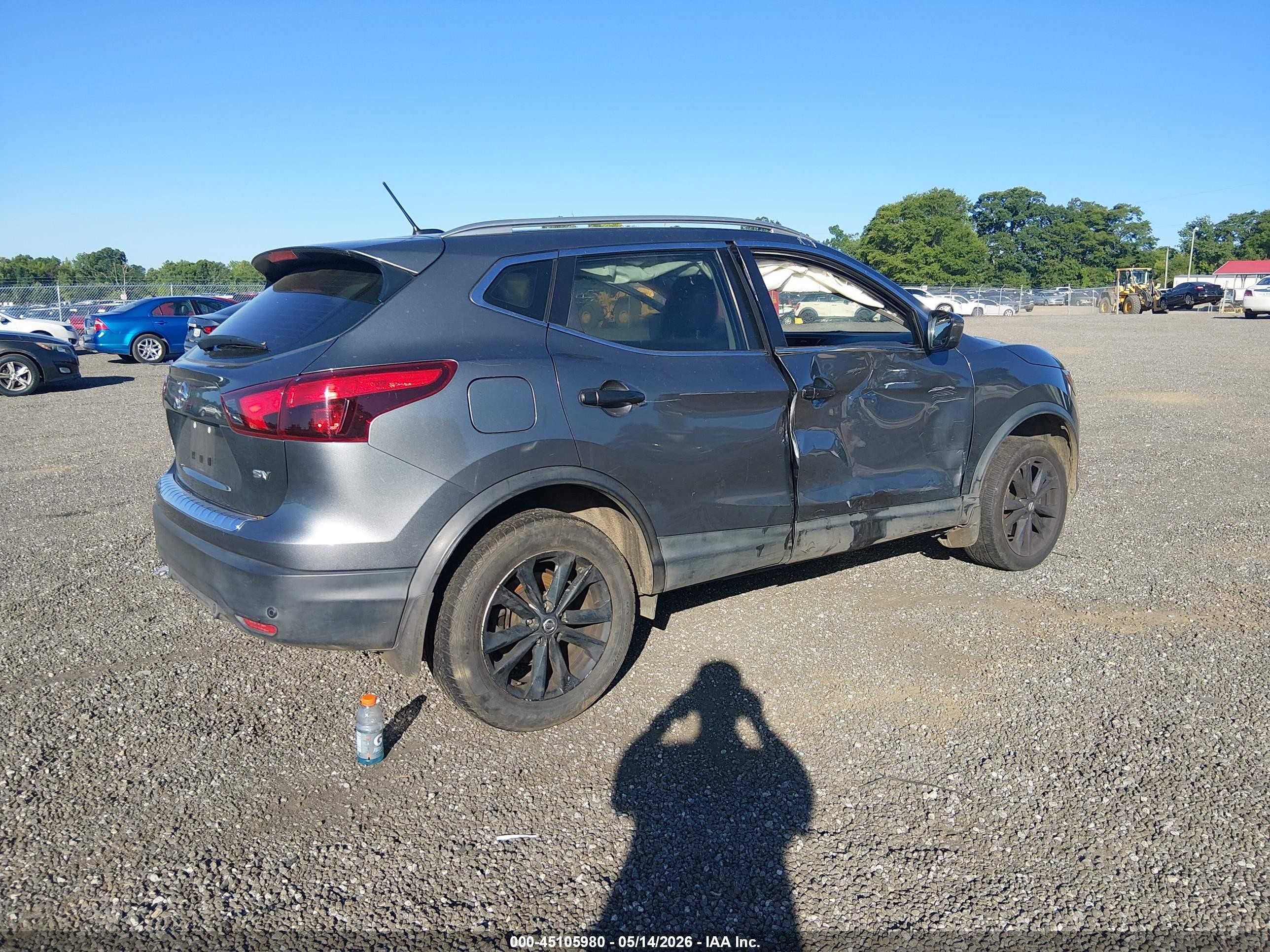 2019 Nissan Rogue Sport Sv Gray vin: JN1BJ1CP1KW234624