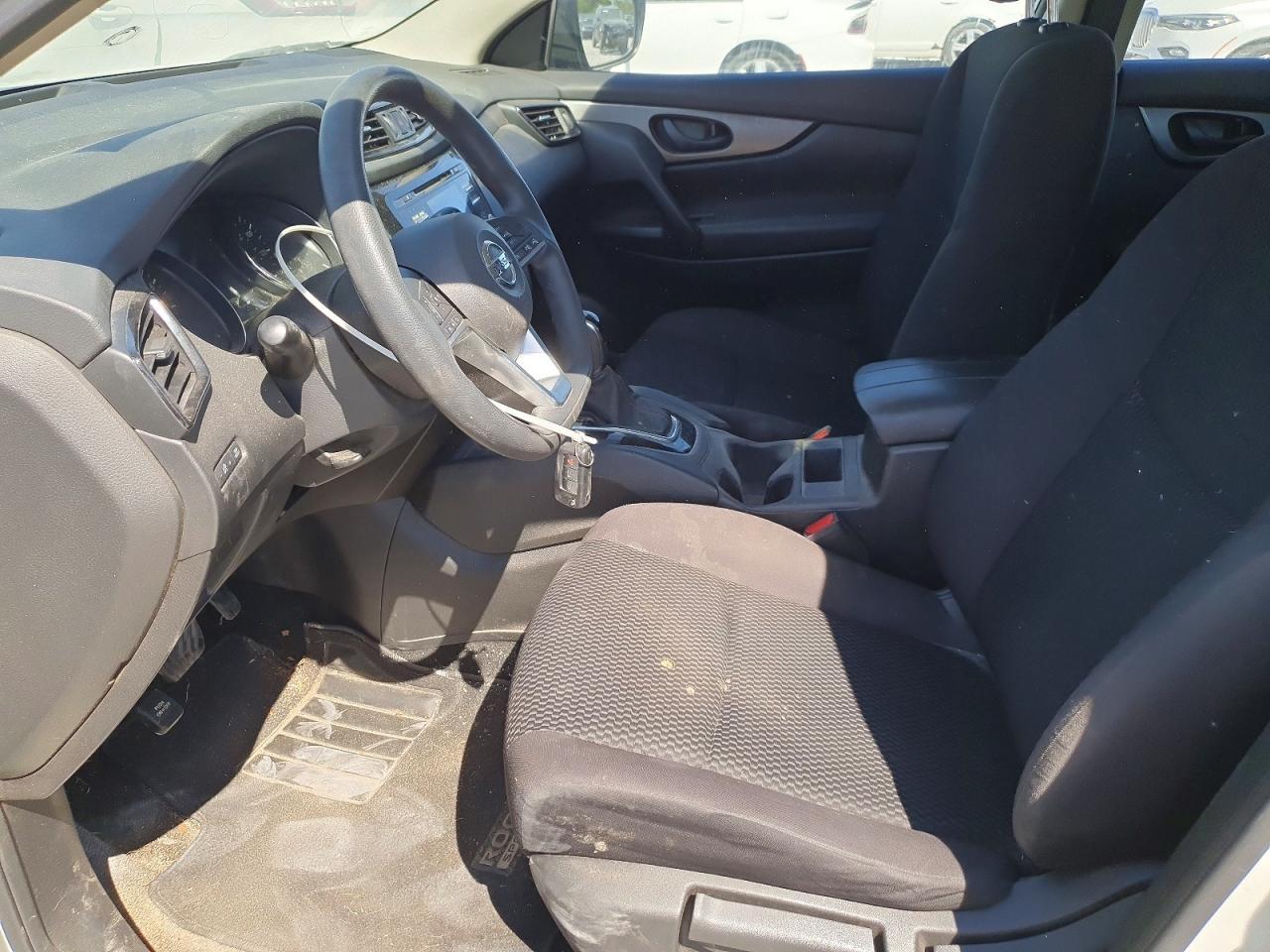 2017 Nissan Rogue Sport S White vin: JN1BJ1CP2HW022159