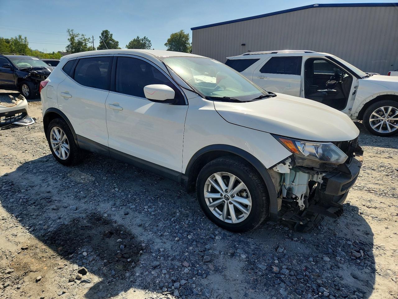 2019 Nissan Rogue Sport S White vin: JN1BJ1CP2KW244353