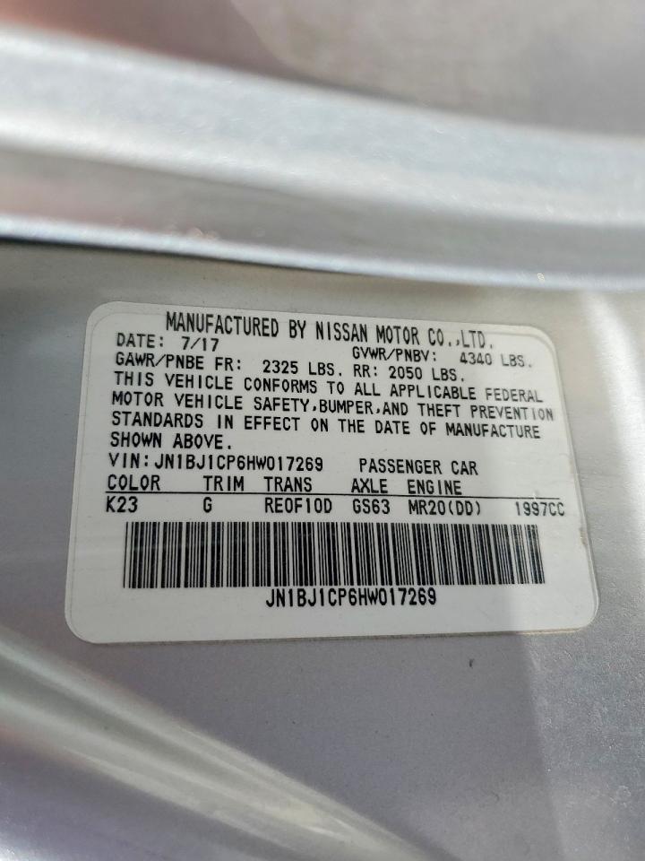 2017 Nissan Rogue Sport S Серебряный vin: JN1BJ1CP6HW017269