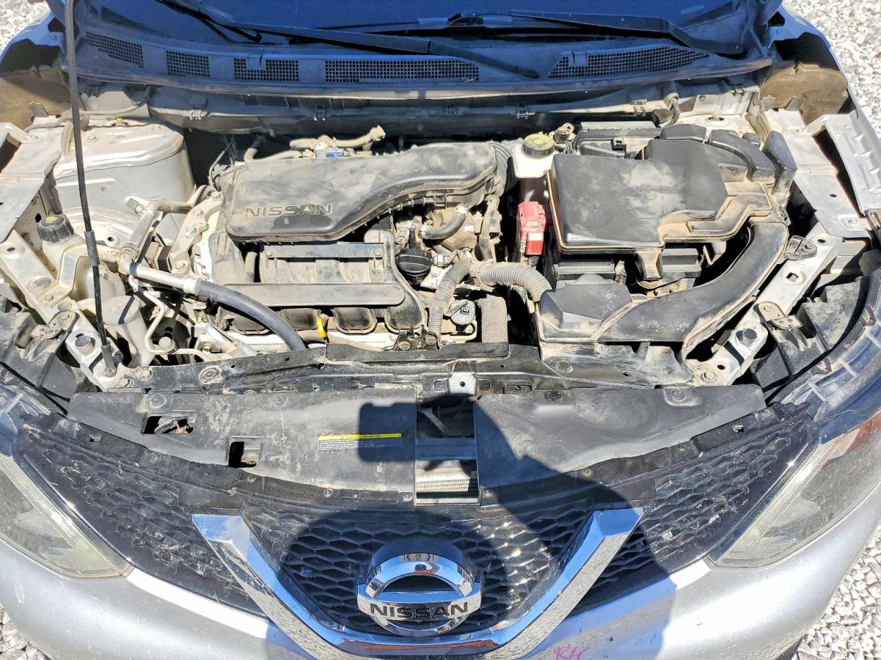 2017 Nissan Rogue Sport S Серебряный vin: JN1BJ1CP6HW017269