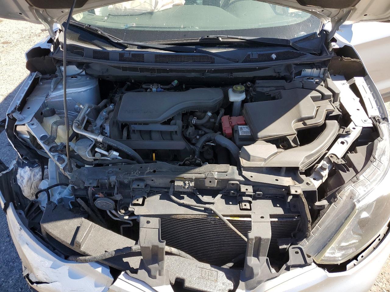 2017 Nissan Rogue Sport S Silver vin: JN1BJ1CP8HW007729