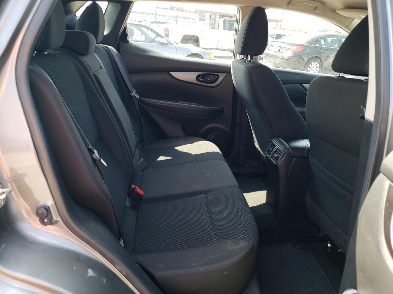2019 Nissan Rogue Sport S Серый vin: JN1BJ1CP8KW212040