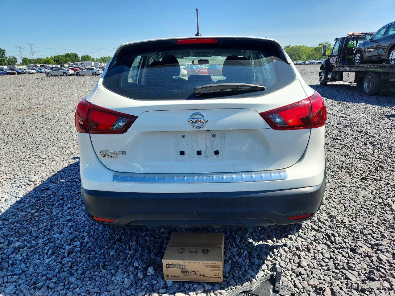 2019 Nissan Rogue Sport S Белый vin: JN1BJ1CP8KW222289