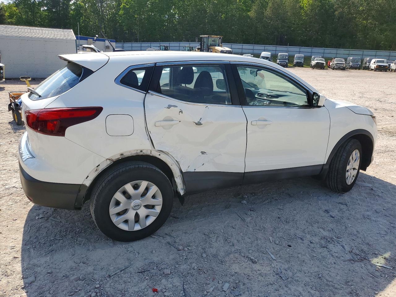 2018 Nissan Rogue Sport S White vin: JN1BJ1CPXJW181985