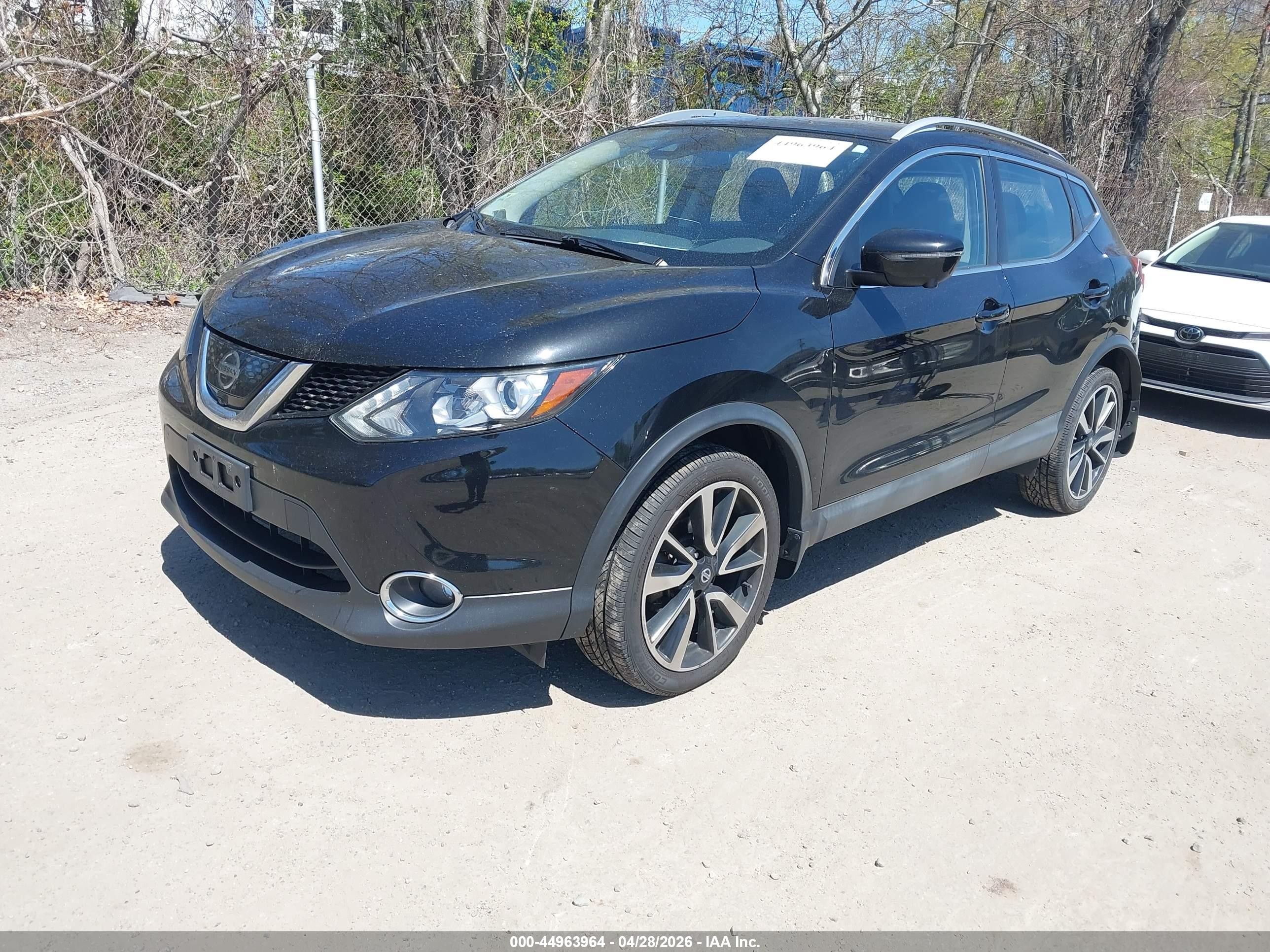 2018 Nissan Rogue Sport Sl Черный vin: JN1BJ1CR2JW202409