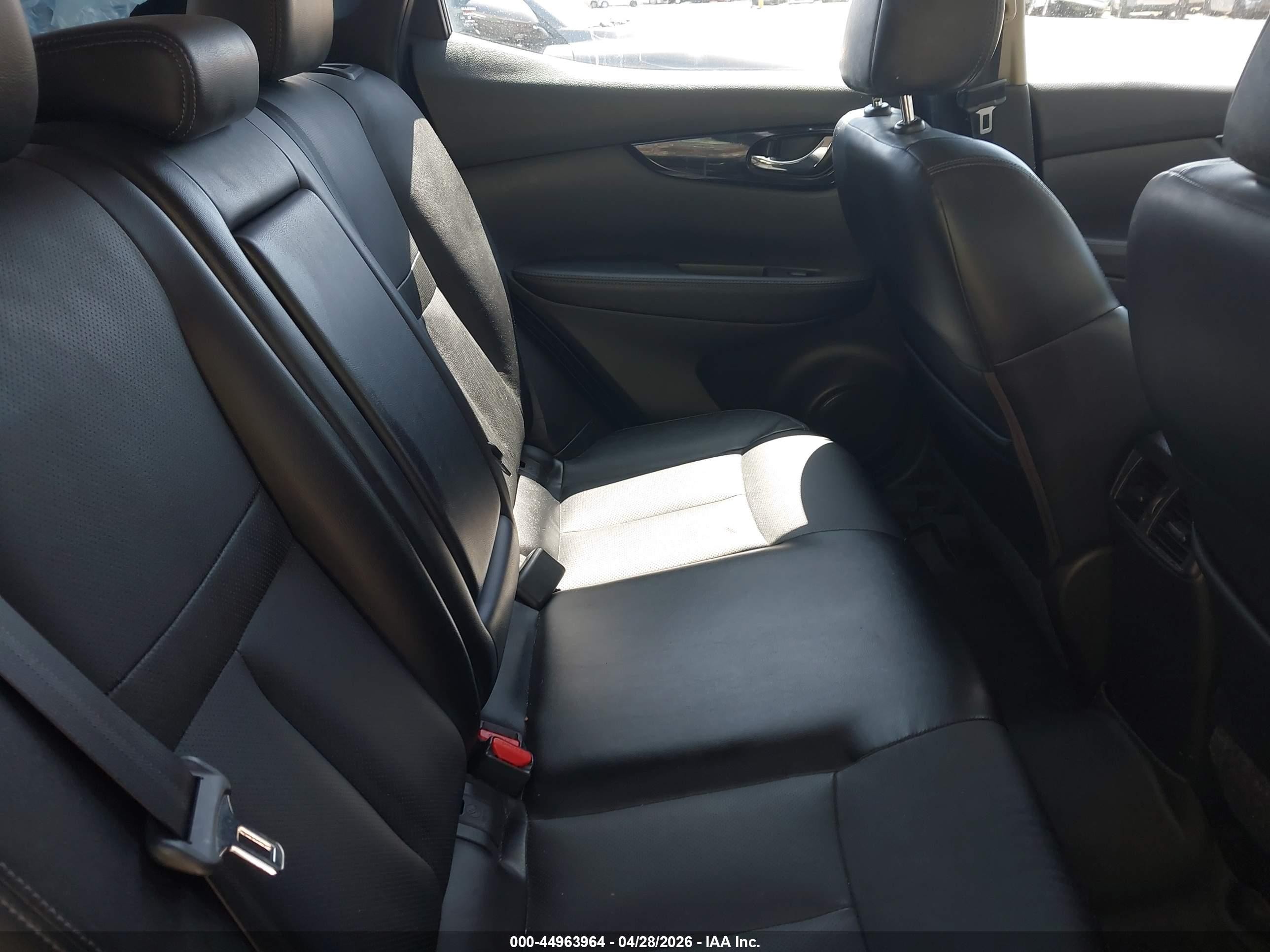 2018 Nissan Rogue Sport Sl Черный vin: JN1BJ1CR2JW202409