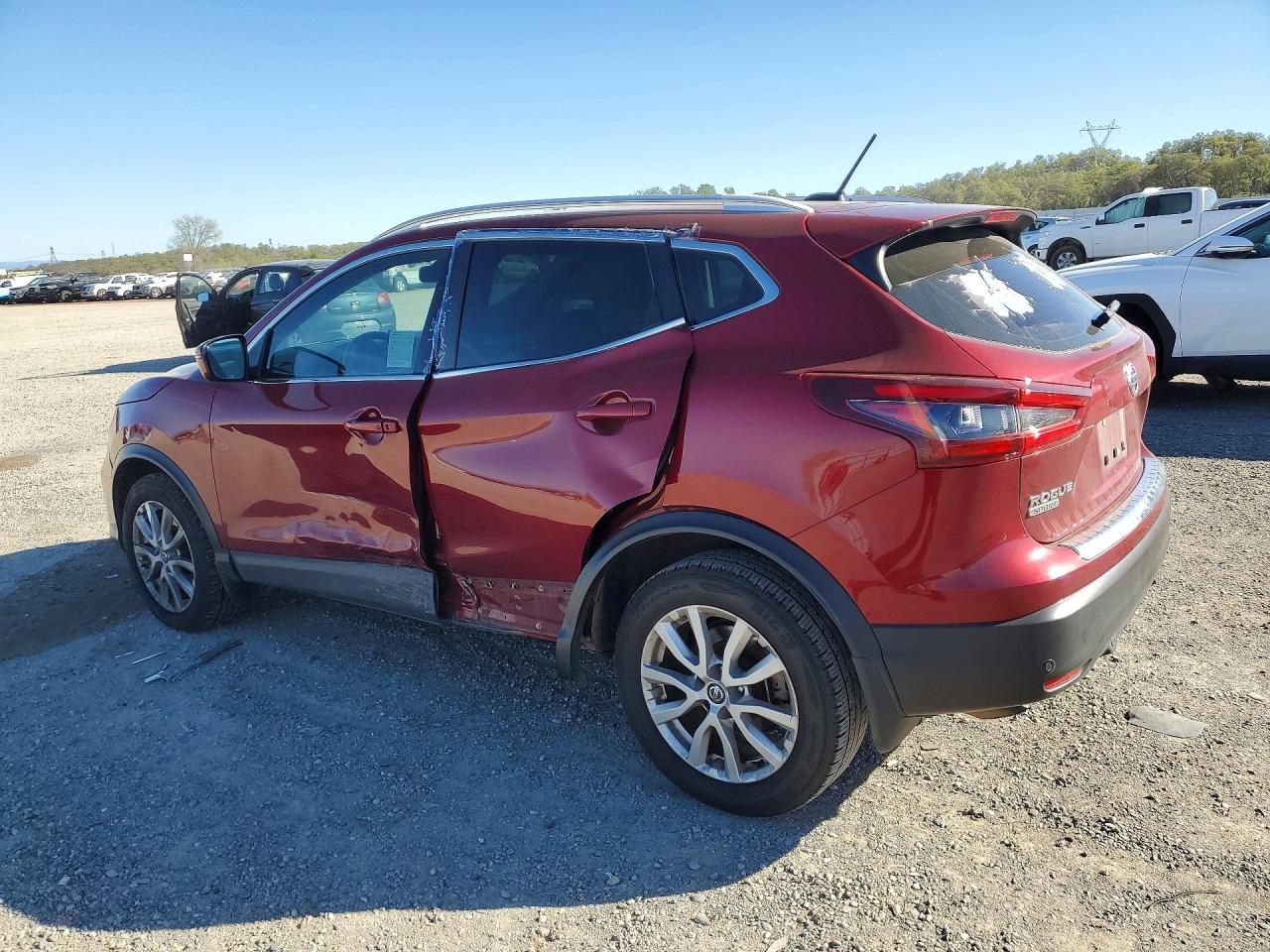 2020 Nissan Rogue Sport Sv Red vin: JN1BJ1CV3LW268788
