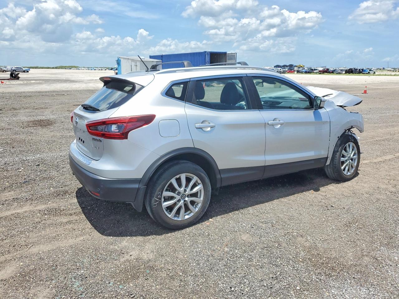 2020 Nissan Rogue Sport Sv Серебряный vin: JN1BJ1CV8LW548500