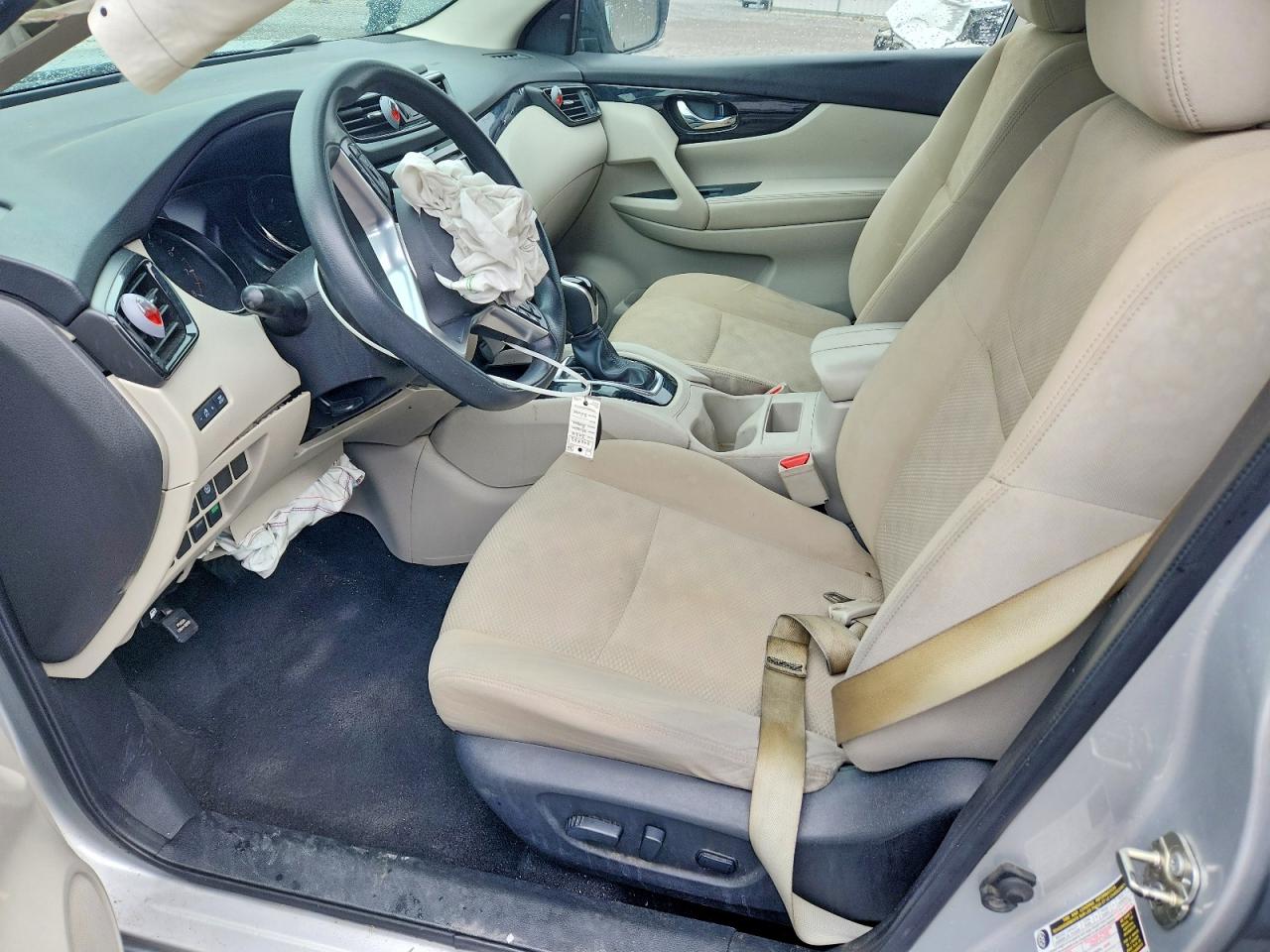 2020 Nissan Rogue Sport Sv Silver vin: JN1BJ1CVXLW540852