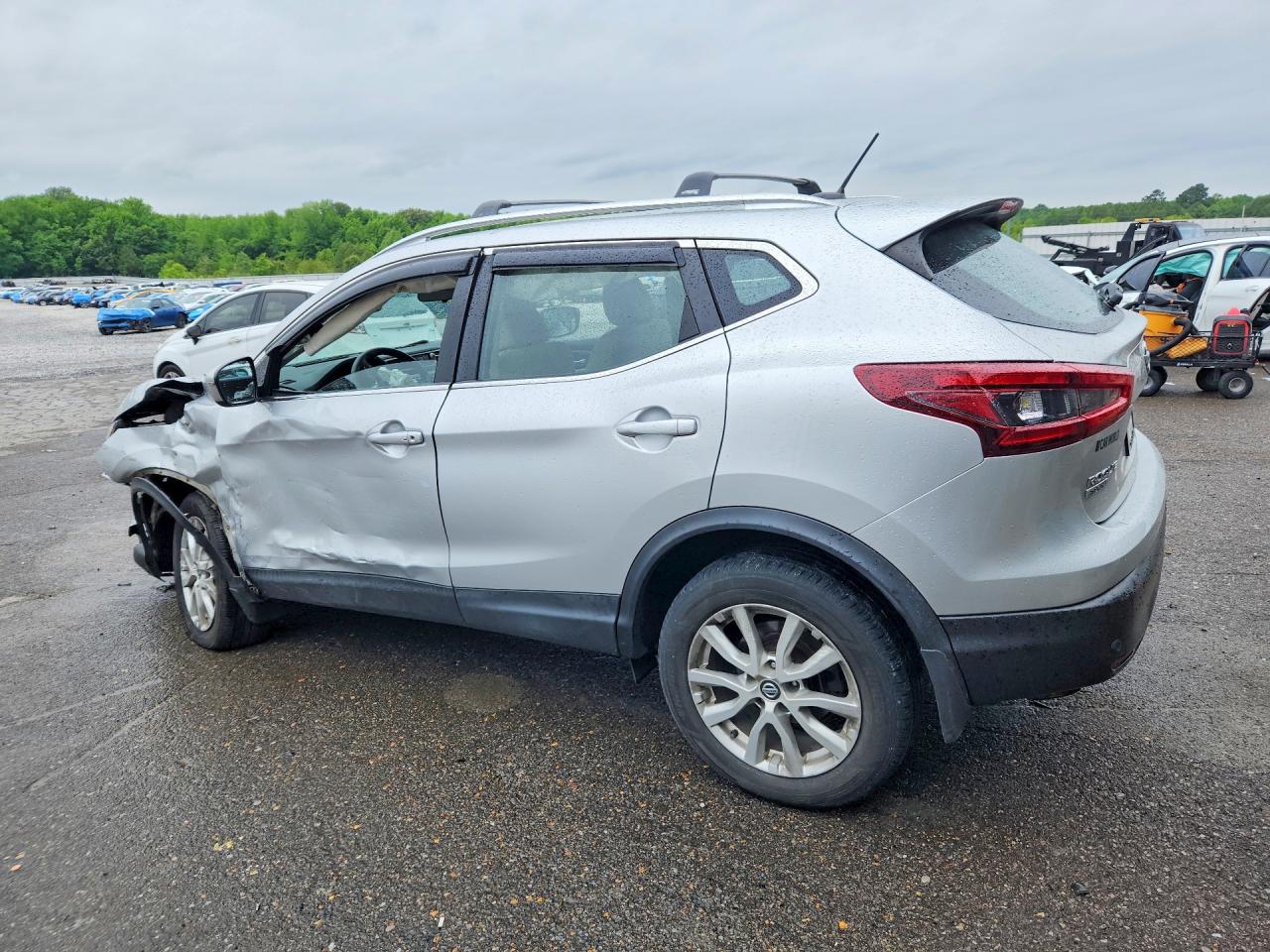 2020 Nissan Rogue Sport Sv Silver vin: JN1BJ1CVXLW540852